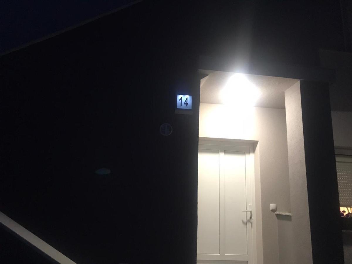 ויר Apartman Petra 2 מראה חיצוני תמונה