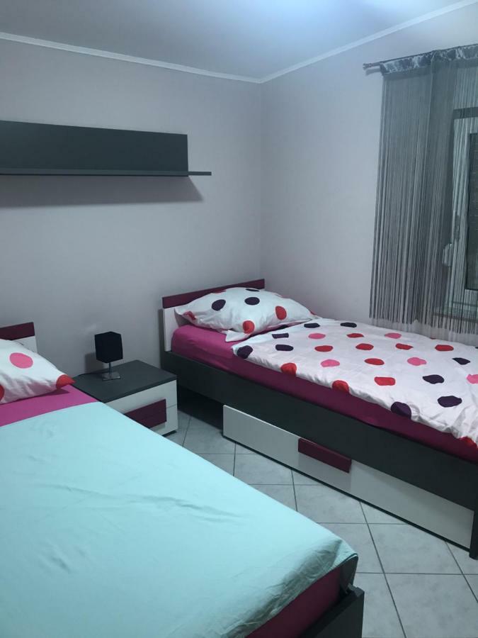 ויר Apartman Petra 2 מראה חיצוני תמונה