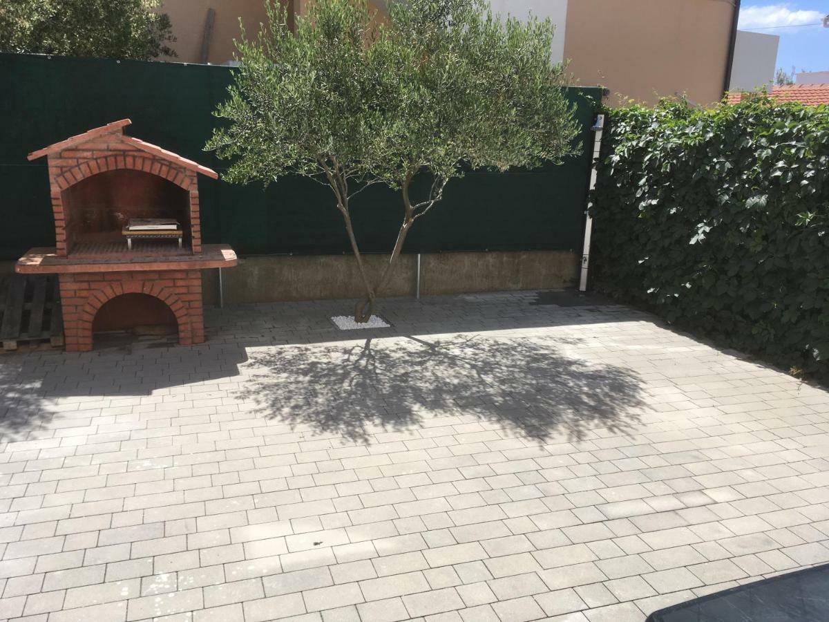 ויר Apartman Petra 2 מראה חיצוני תמונה